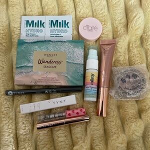 Makeup bundle